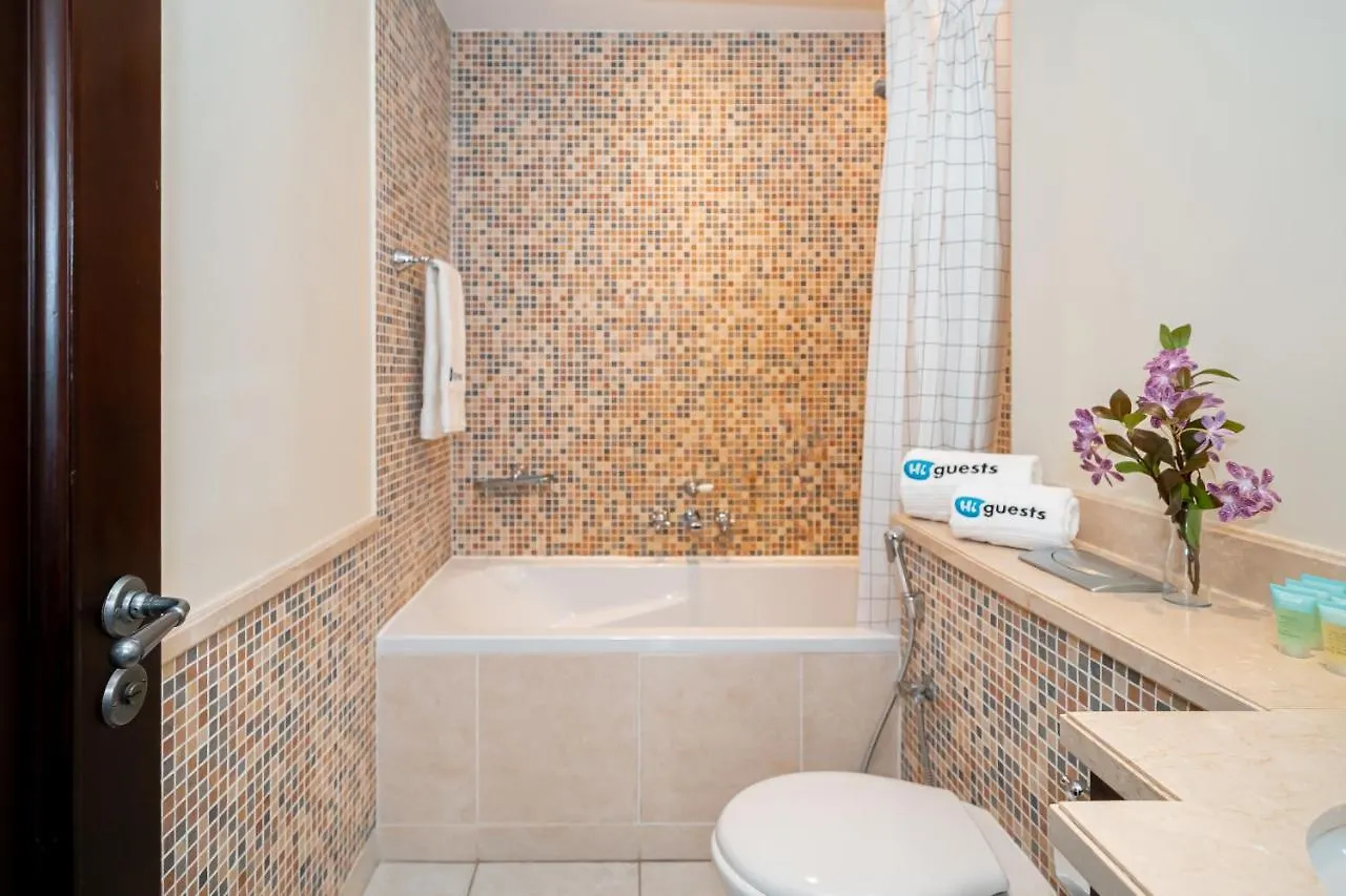 Higuests - Spacious Apt With Private Balcony In Old Town Dubai United Arab Emirates
