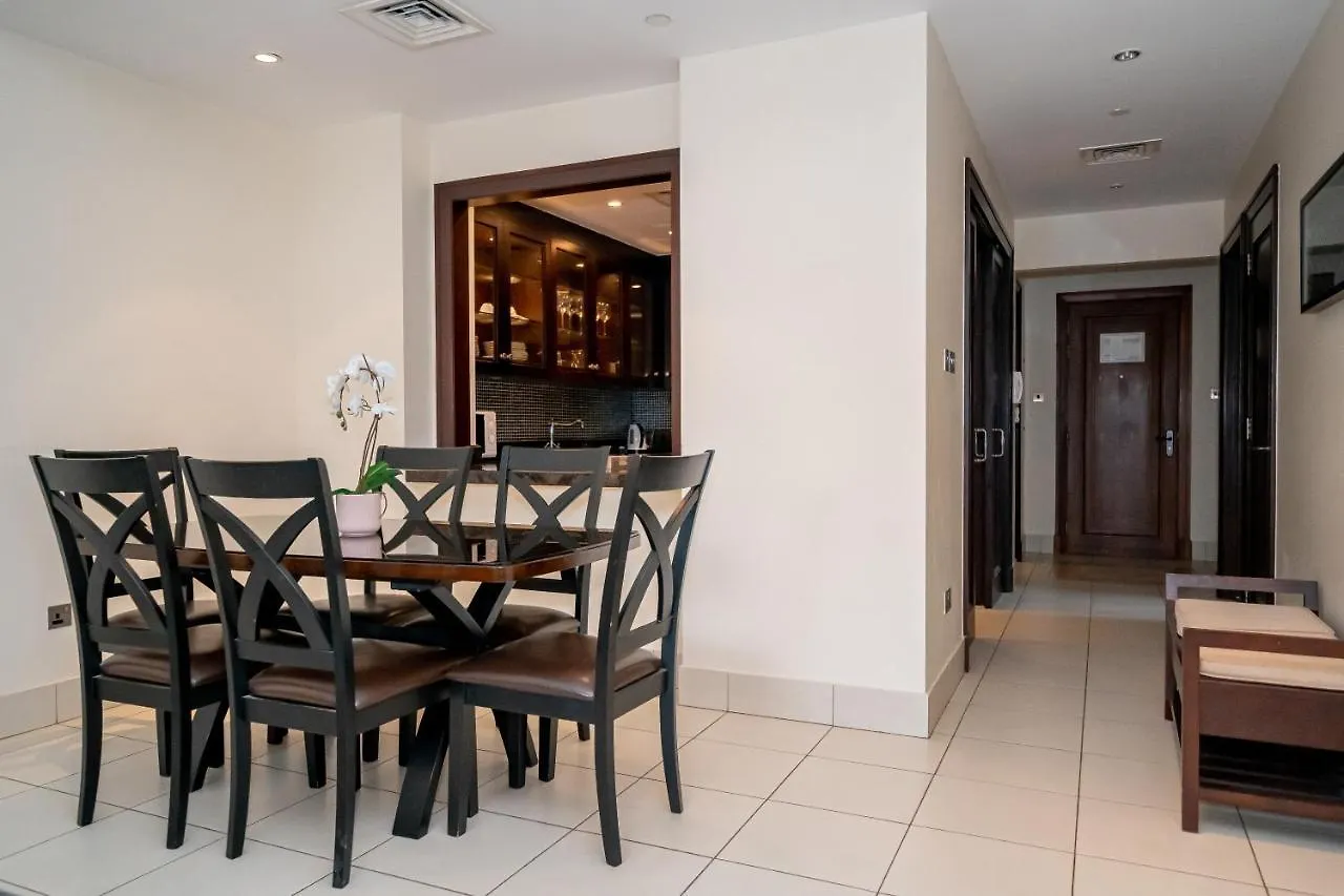 Higuests - Spacious Apt With Private Balcony In Old Town Dubai 0*,