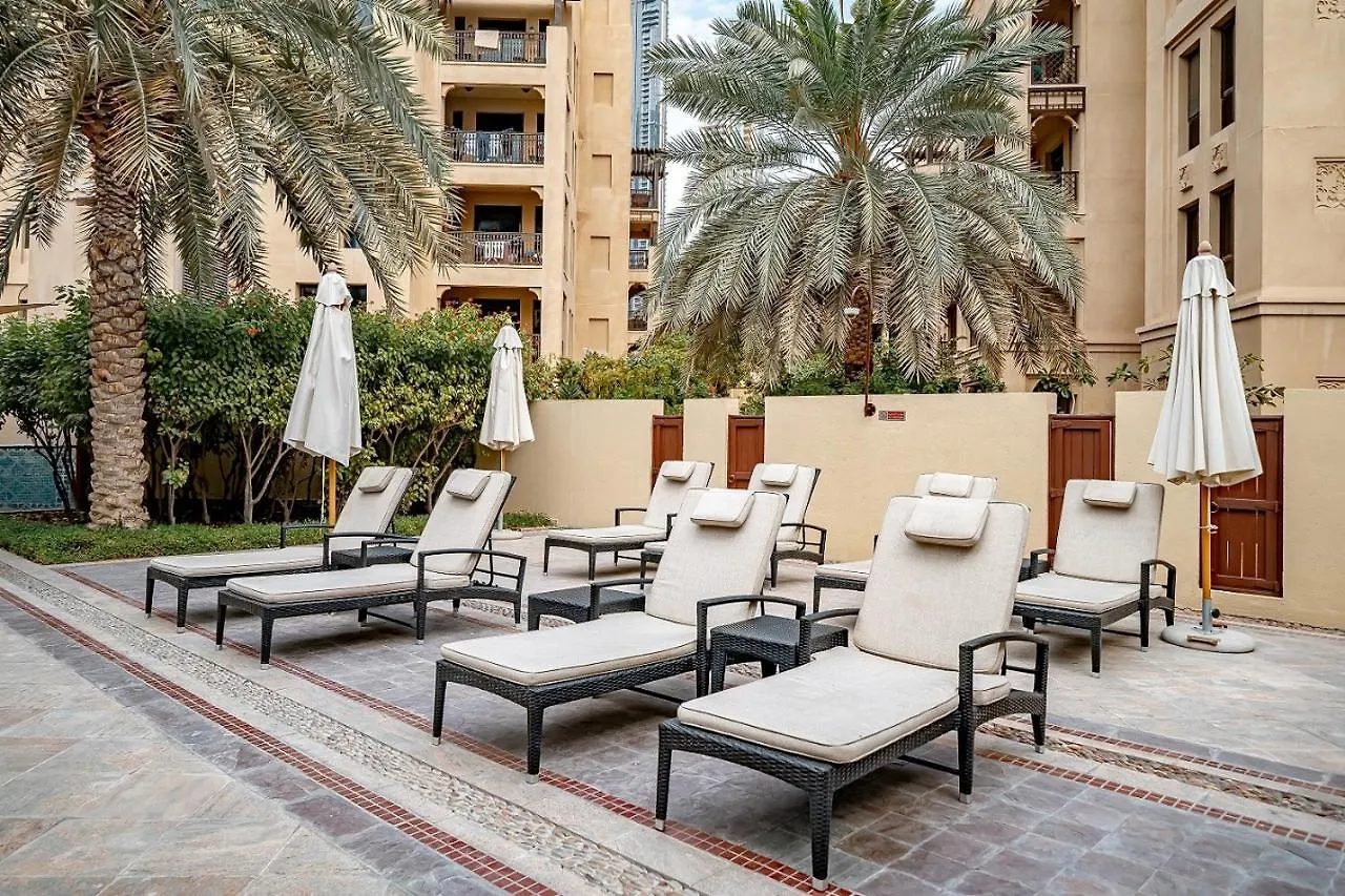 Apartment Higuests - Spacious Apt With Private Balcony In Old Town Dubai United Arab Emirates